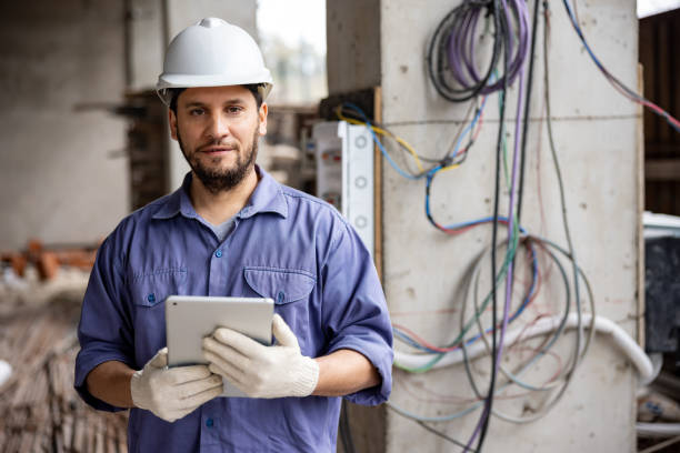 Best Affordable Emergency Electrician  in Walled Lake, MI